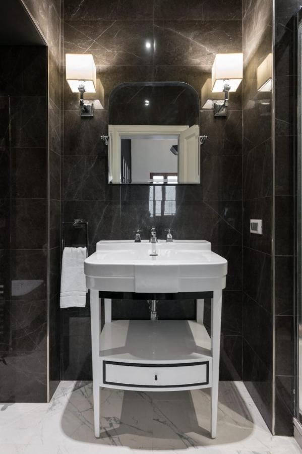 Borgo Pinti Suites Le Stanze Dei Nobili Florence Exterior photo
