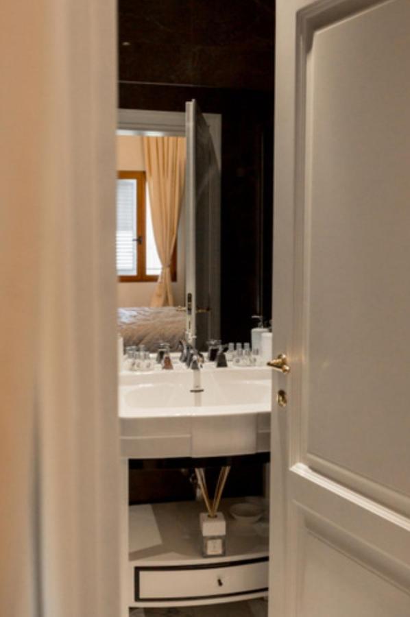 Borgo Pinti Suites Le Stanze Dei Nobili Florence Exterior photo